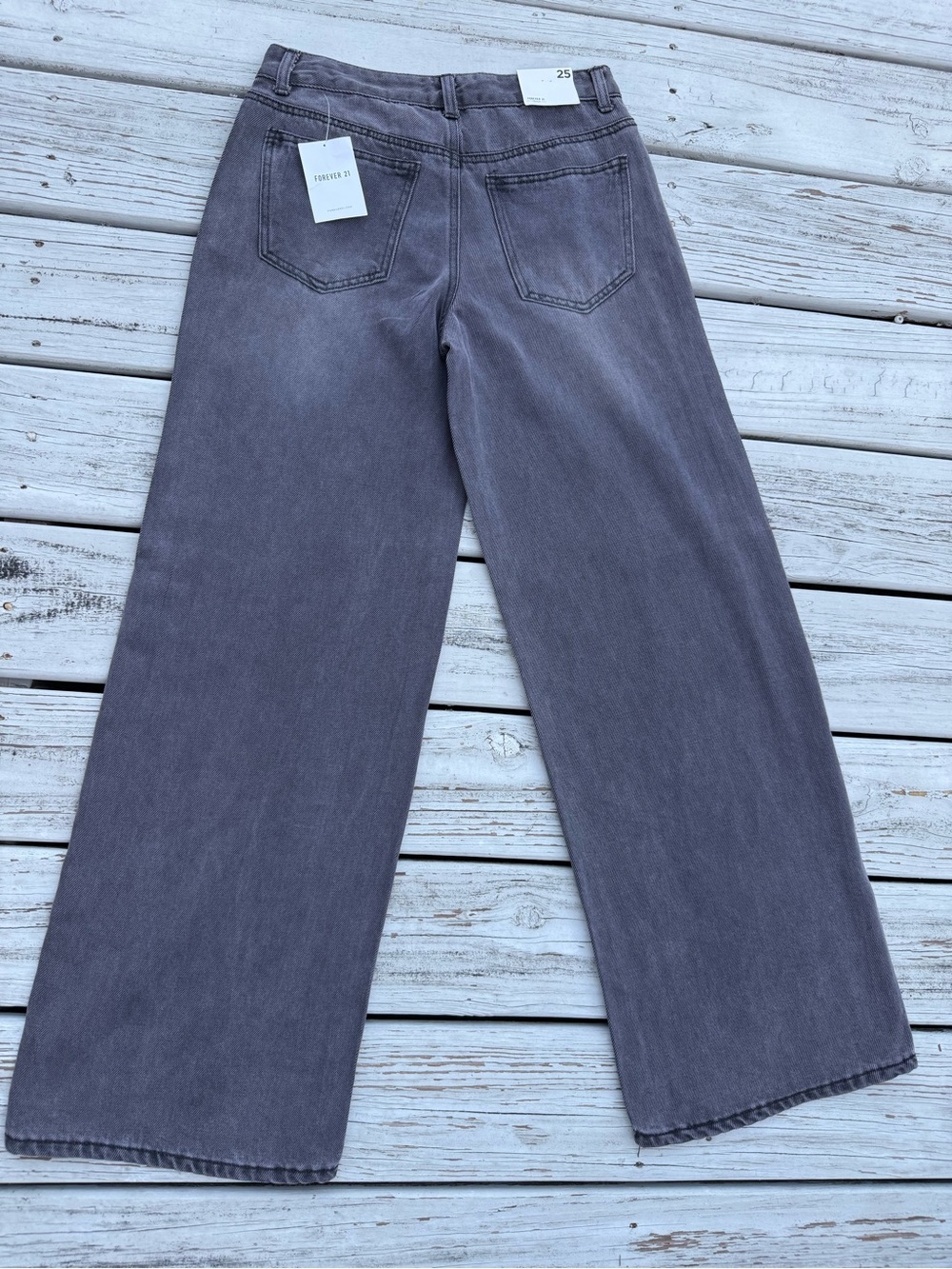Forever 21 Black Rhinestone-Embellished Wide Leg Jeans Sz 25 - Picture 7 of 7